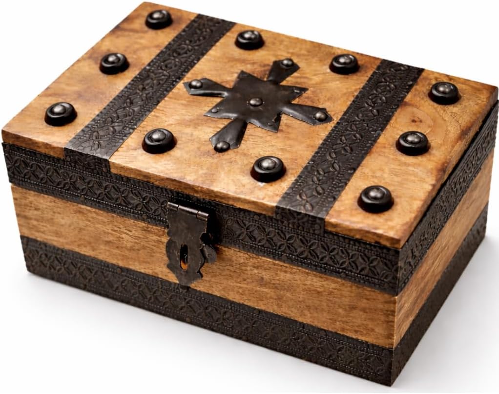 Mini Vintage Lockable Pirate Treasure Storage Chest