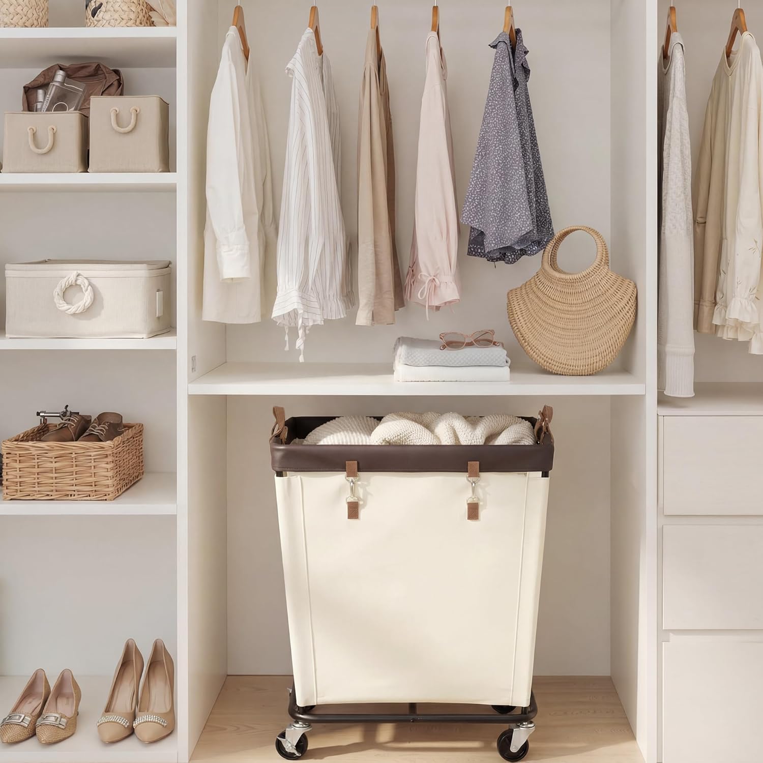210L Wheeled Rolling Clothing Laundry Basket