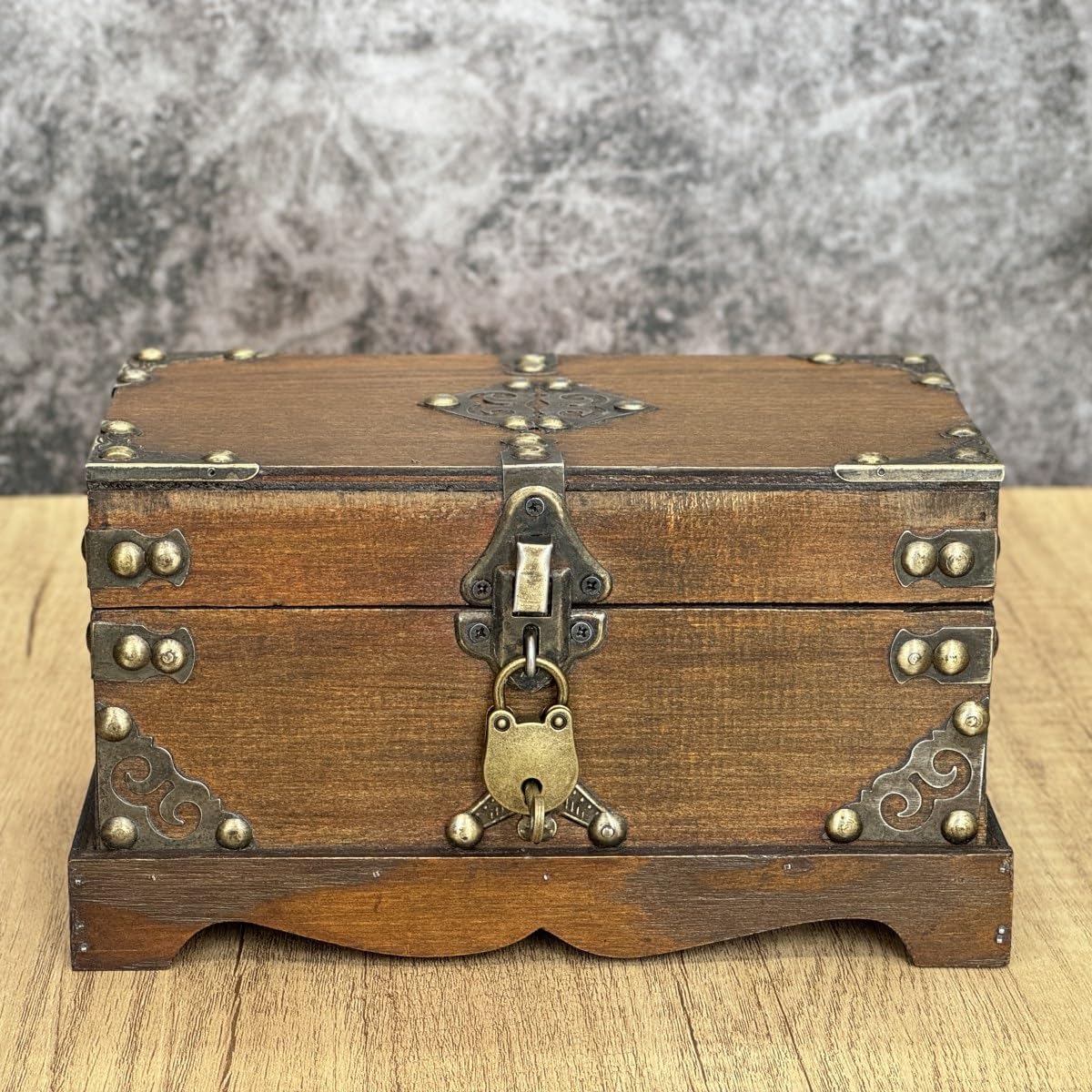 Lockable Wooden Pirate Treasure Storage Chest Box